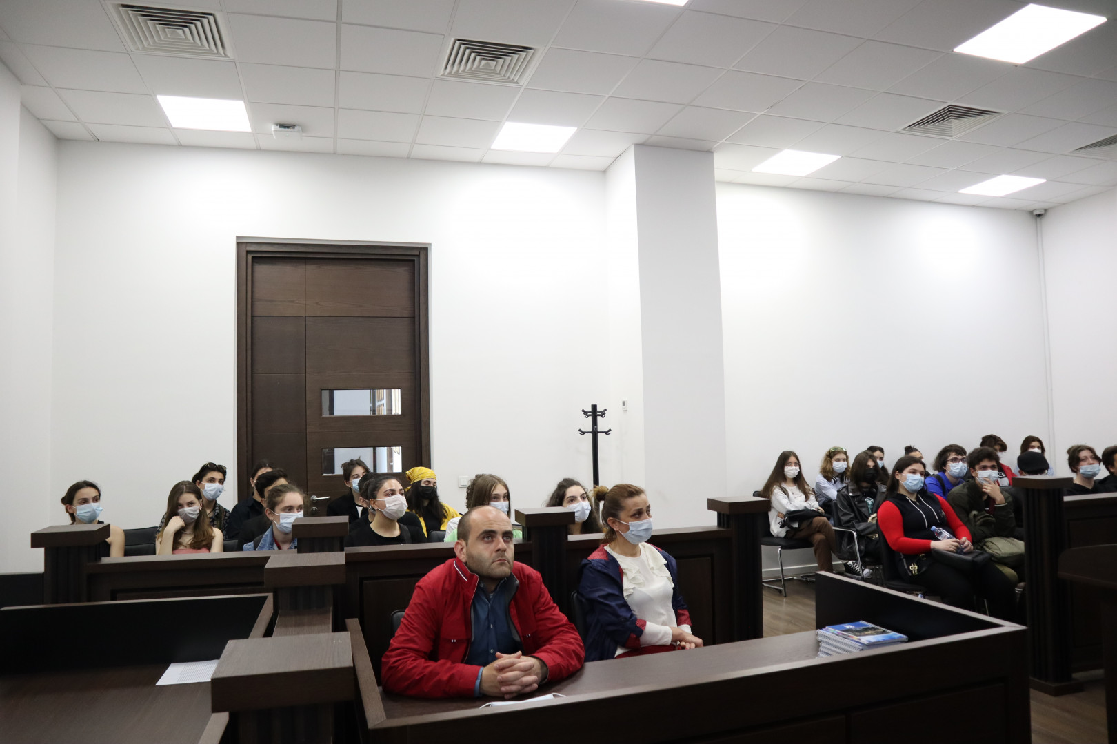 თბილისის "სკოლა ოპიზას“ ვიზიტი კავკასიის უნივერსიტეტში